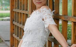 宝宝那么多水还说不要动图